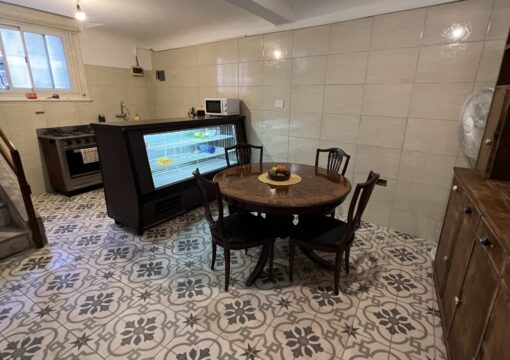 COCINA Y LIVING COMPARTIDO