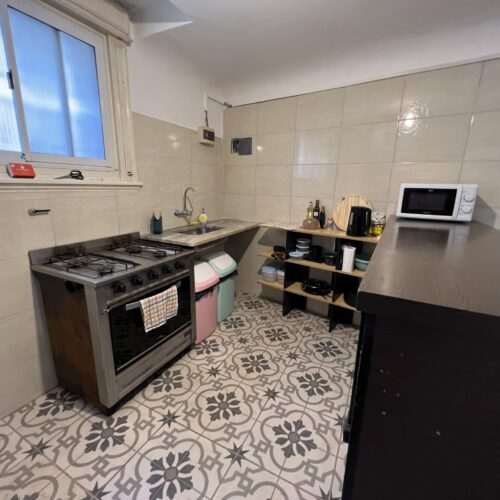 COCINA Y LIVING COMPARTIDO